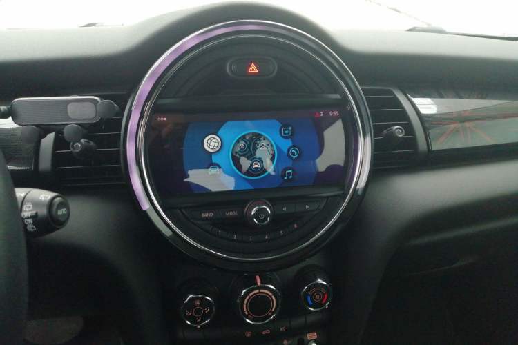 Used  MINI 2018 1.5T COOPER Classic Edition
