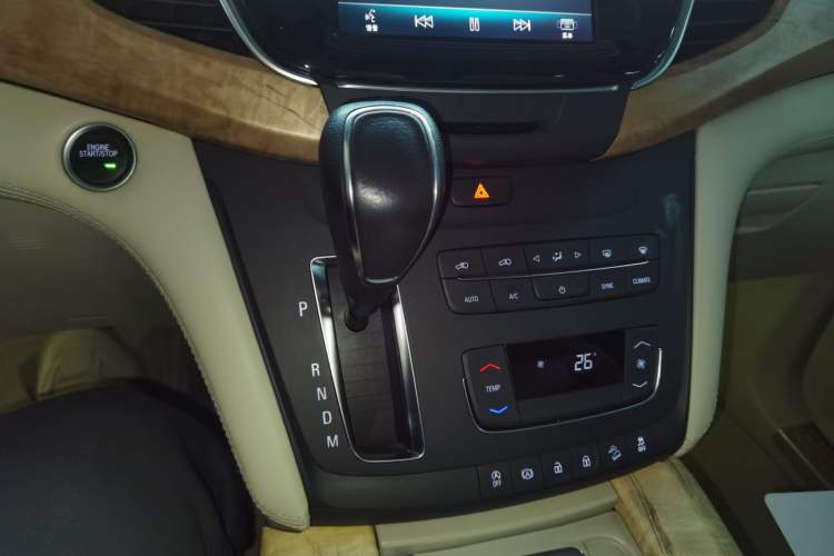 Used Buick GL8 2018 ES 28T Comfort Model China VI Standard