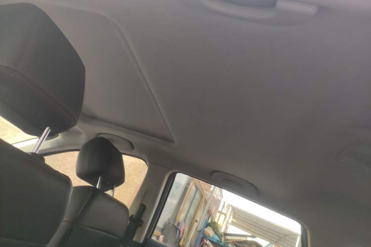 Used Dongfeng Aeolus AX7 2016 2.0L Automatic Zhiyi Trim
