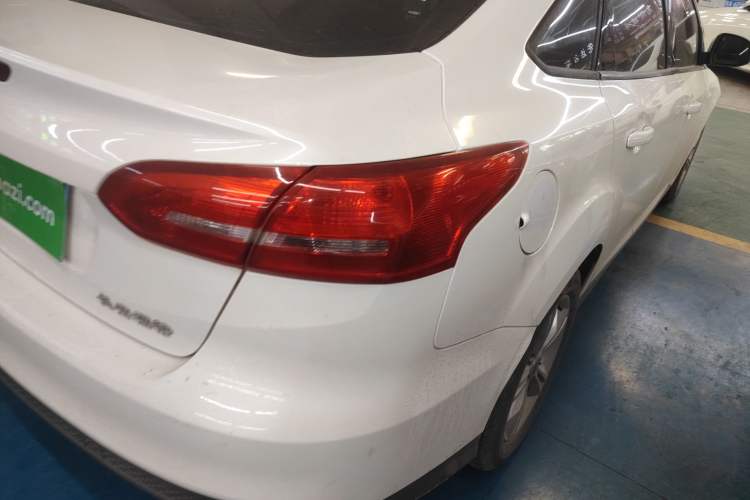 Used Ford Focus 2017 Sedan 1.6L Automatic Comfort Plus SmartDrive Edition