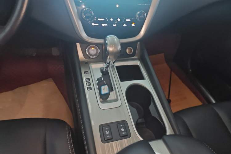 Used Nissan Murano 2021 2.5L XL Two-Wheel Drive Smart Connect Luxury Edition
