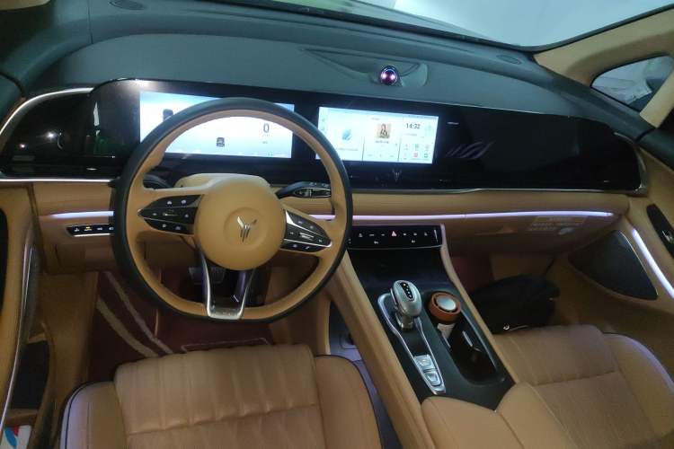 Used VOYAH Dream 2024 PHEV Ultra-Long Range Flagship Edition
