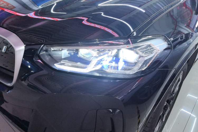 Used BMW iX3 2022 Updated Leading Version
