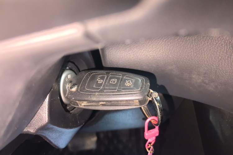 Used Ford Focus 2018 Sedan Classic EcoBoost 180 Automatic Elite Model
