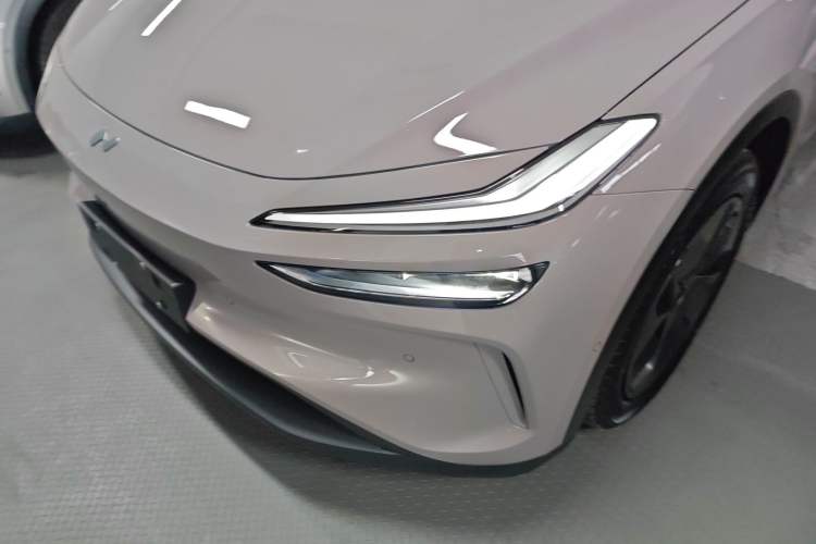 Used ONVO L60 2024 60 kWh Rear-Drive Version