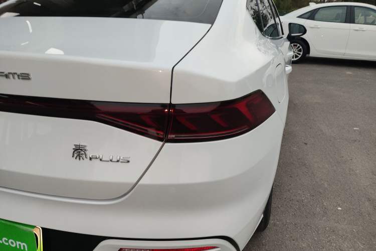 Used BYD Qin PLUS 2024 HONOR Edition DM-i 55KM Leading Model
