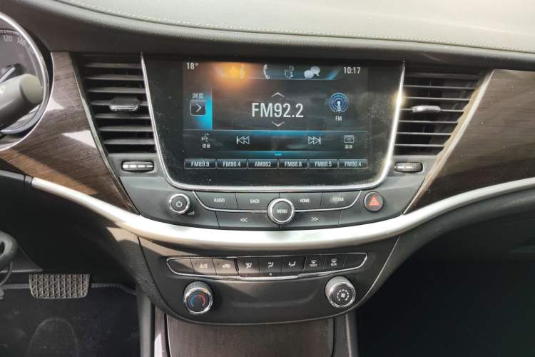 Used Buick Verano 2018 Sedan 20T Dual-Clutch Leading Model
