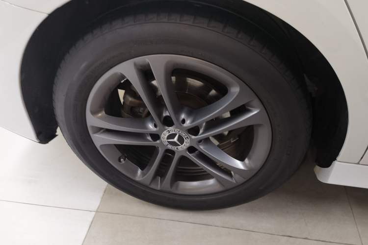 Used Mercedes-Benz A-Class 2020 Second Facelift A 180 L Sport Sedan
