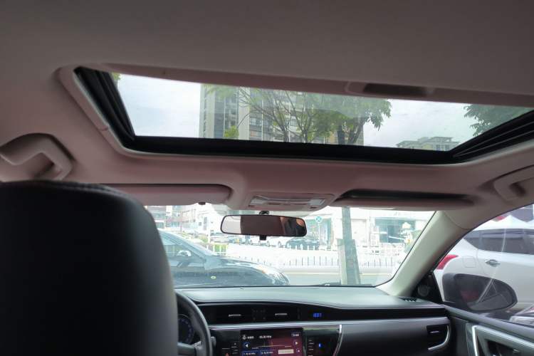 Used Toyota Corolla 2014 1.6L CVT GL-i
