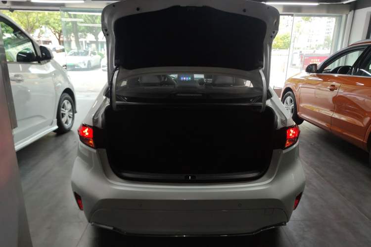 Used Toyota Levin 2021 2.0L Luxury Edition
