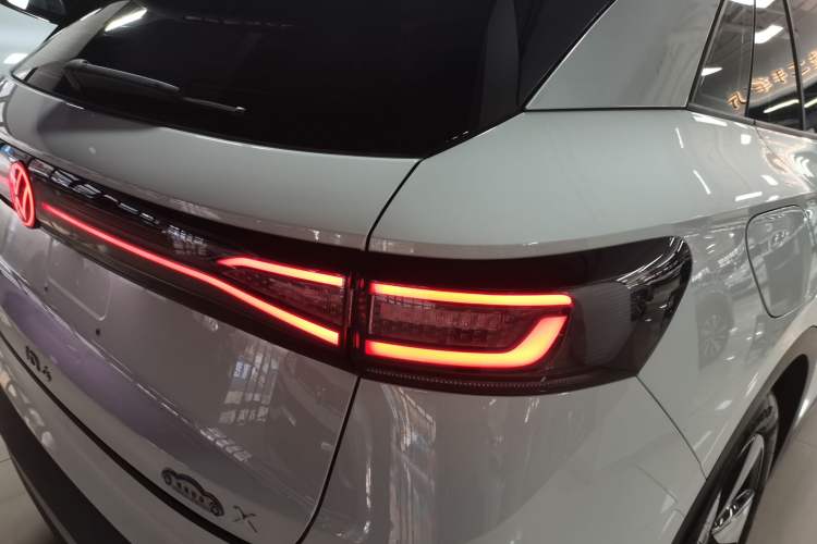 Used Volkswagen ID.4 X 2025 Smart Version Pure & Intelligent Enjoyment Edition