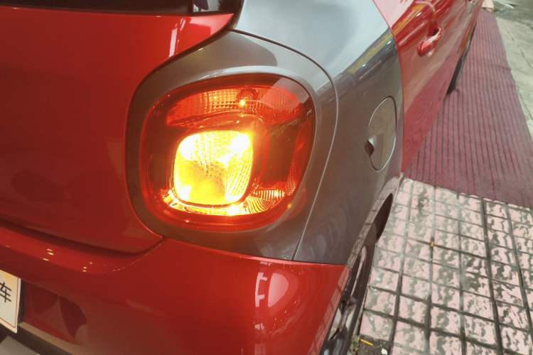 Used  forfour 2018 1.0L 52kW Passion Edition
