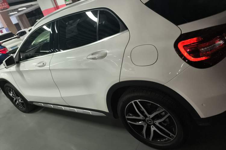 Used Mercedes-Benz GLA 2017 GLA 200 Fashion Model
