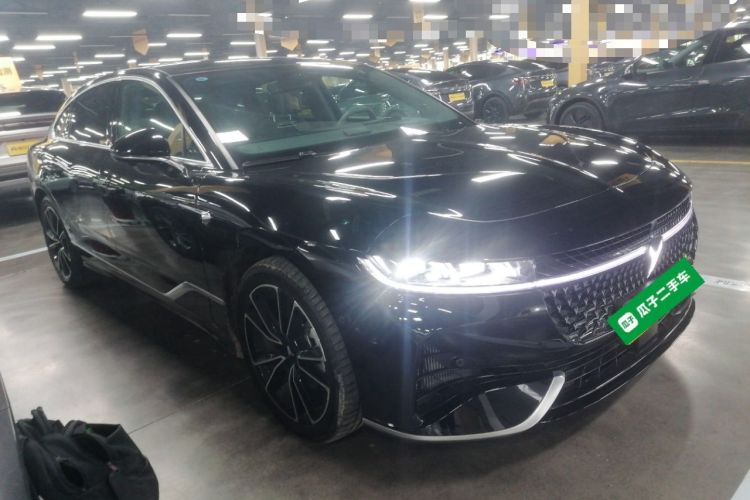 Used VOYAH PASSION 2024 PHEV Four-Wheel Drive Ultra-Long Range Flagship Model
