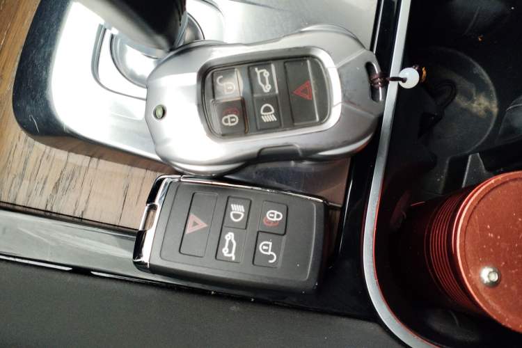 Used Land Rover Discovery Sport 2021 249 PS R-Dynamic S Performance Edition
