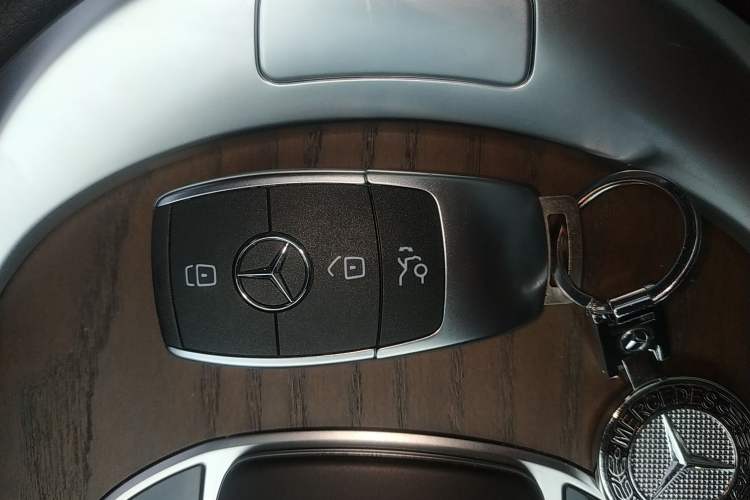 Used Mercedes-Benz GLC 2022 Second Facelift GLC 260 L 4MATIC Luxury Edition