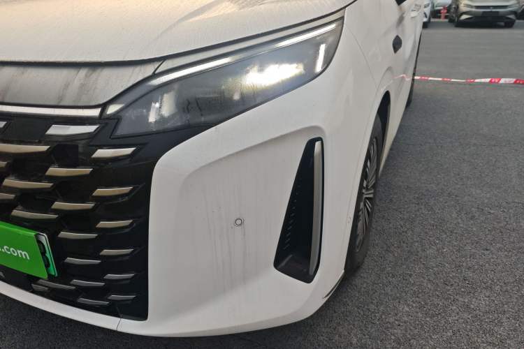 Used BYD Xia 2025 DM-i 1.5T 180km Beyond Edition
