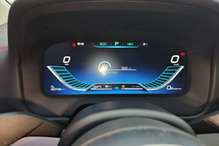 Used BYD Tang New Energy 2018 DM 2.0T All-Wheel Drive Smart Connectivity Luxury Model 7 Seats China V Emission Standard
