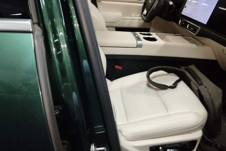 Used Li Auto L7 2023 Pro Model
