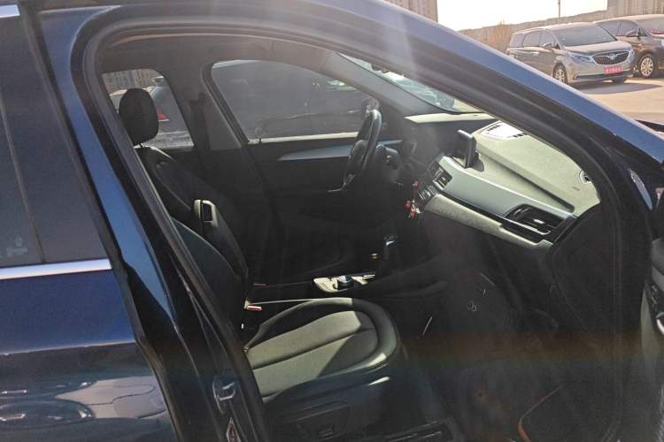 Used BMW X1 2016 sDrive18Li Premium Edition
