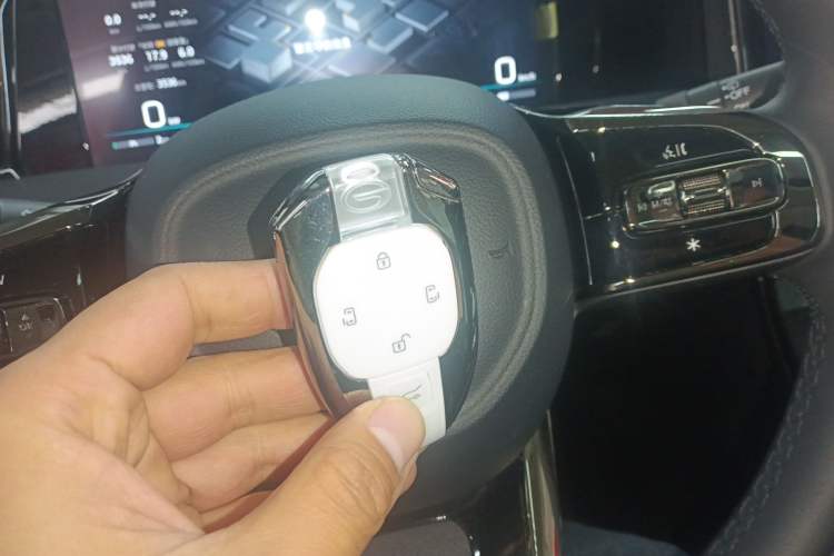 Used GAC Trumpchi E9 2025 E9 Superfast Charging – Master Series
