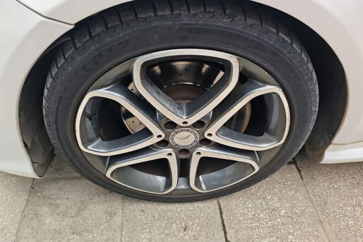 Used Mercedes-Benz E-Class (Import) 2014 E 200 Coupe