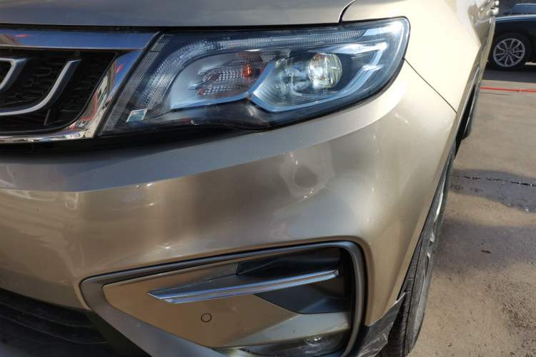 Used Geely Auto Emgrand X7 Sport 2018 1.8TD Automatic Two-Wheel Drive Smart Connect 4G Internet Edition