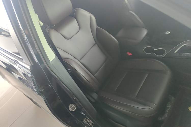 Used FORTHING T5 2022 Shengshi Edition 1.5T Automatic Dream Version Five Seats
