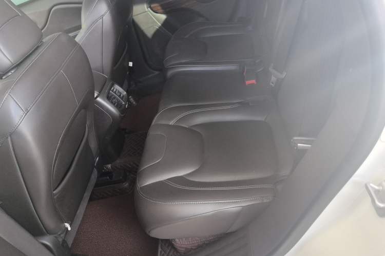 Used  Cherokee 2017 2.0L Superior Edition