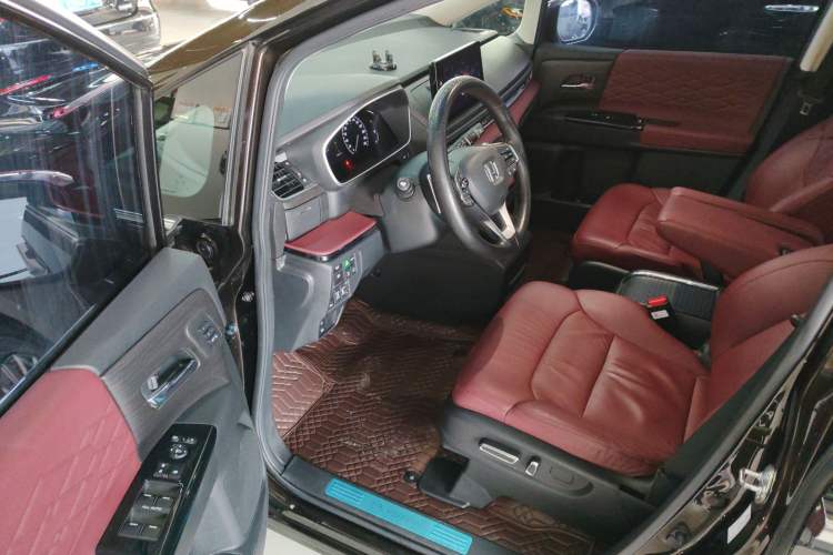 Used Honda Elysion 2022 2.0L eHEV Prestige Edition
