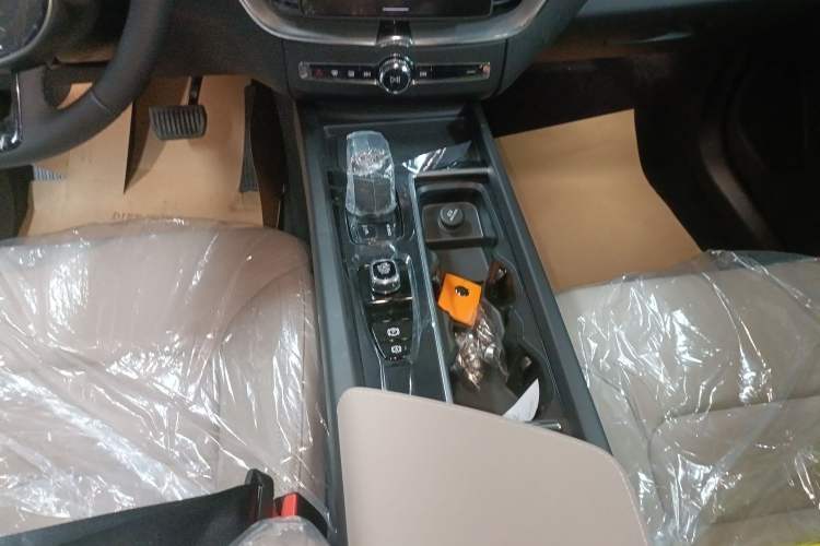 Used Volvo XC60 2026 B5 4x4 Smart Luxury Edition
