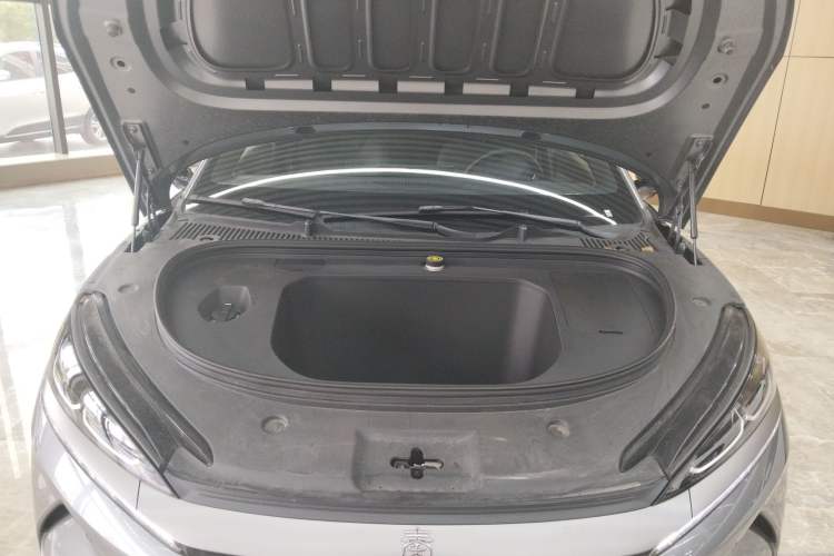 Used BYD Qin L 2025 EV 545KM Beyond Version
