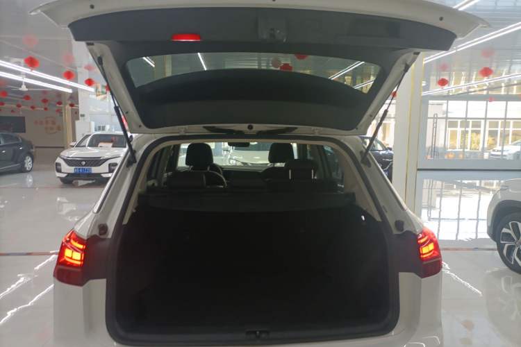 Used Volkswagen Tayron 2020 330TSI Two-Wheel Drive Luxury Smart Connectivity Version