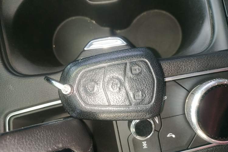 Used Cadillac XT4 2018 28T Two-Wheel-Drive Luxury Model