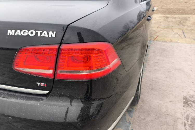 Used Volkswagen Magotan 2016 1.8TSI Smart Enjoyment Leading Model
