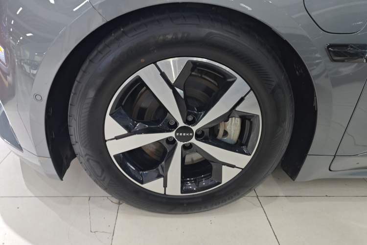 Used Zeekr 001 2023 WE Edition 100 kWh