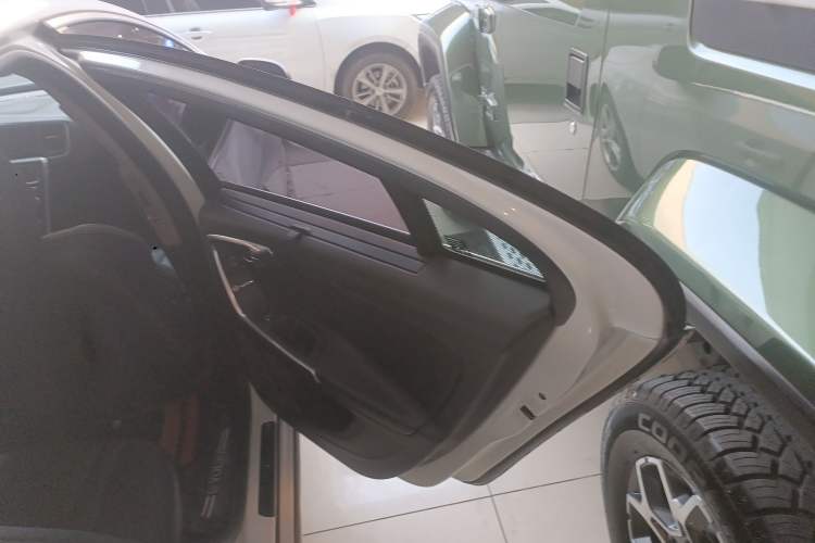 Used Volvo S60 2016 S60L T5 Intelligent Drive Edition
