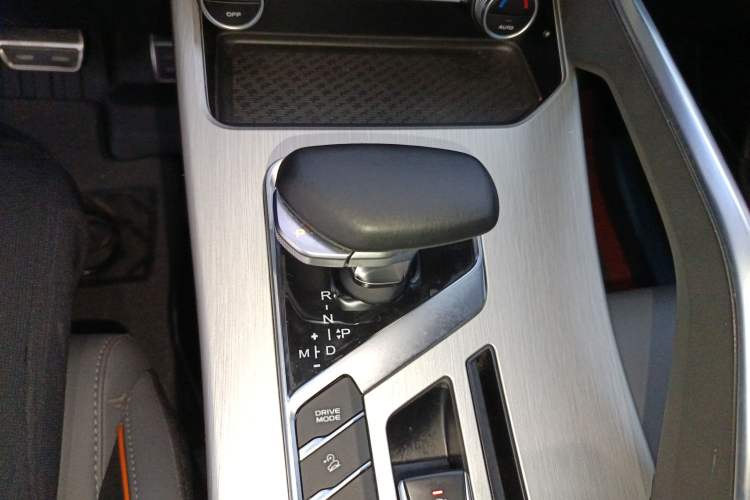 Used Geely Auto Coolray 2023 1.5T DCT Diamond Edition
