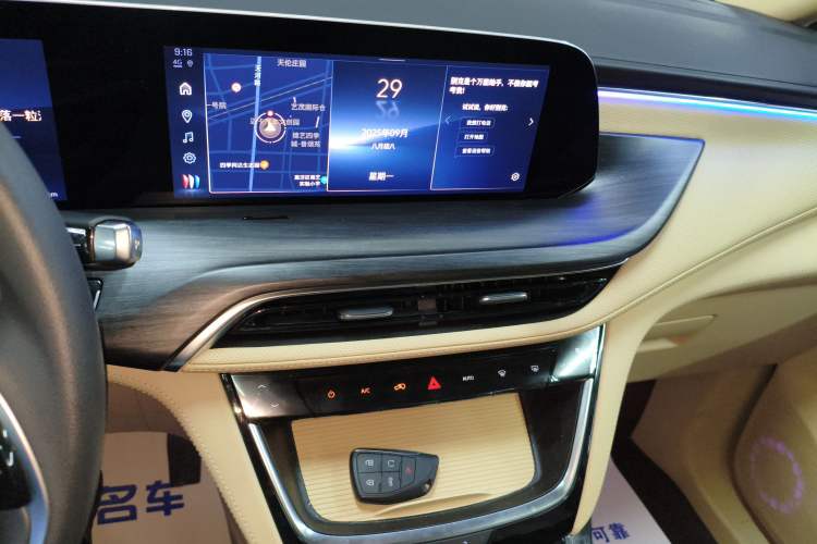 Used Buick GL8 New Energy 2025 Lushang First-Drive Edition 7-Seater
