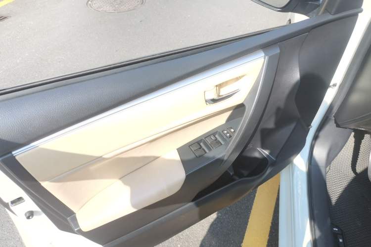 Used Toyota Levin 2014 1.8 GS CVT Elite Edition
