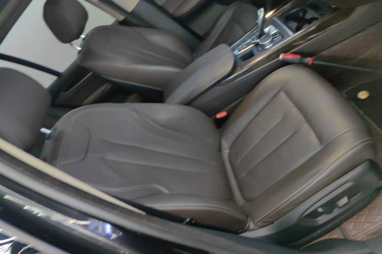 Used BMW X5 2017 xDrive28i
