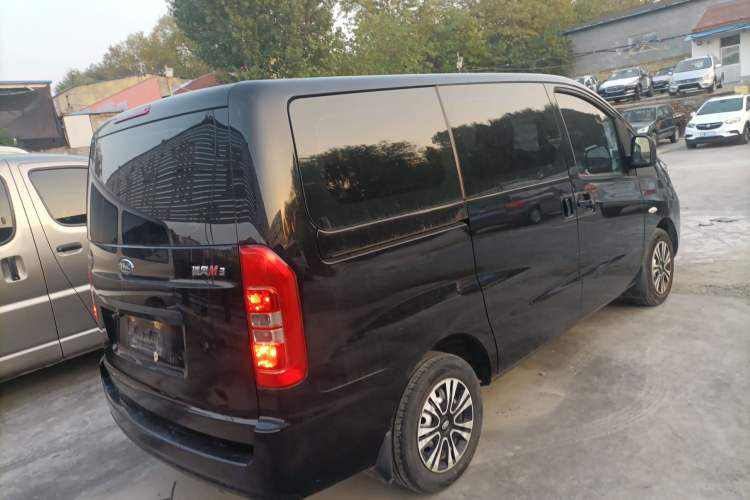 Used  M3 2019 1.8L 5-Seater Express Edition