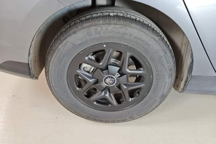 Used BYD Qin PLUS 2025 DM-i Smart Drive 55KM Leading Model
