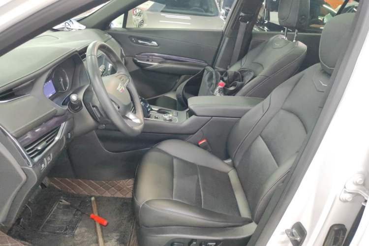 Used Cadillac XT4 2022 28T Two-Wheel Drive Fashion Edition
