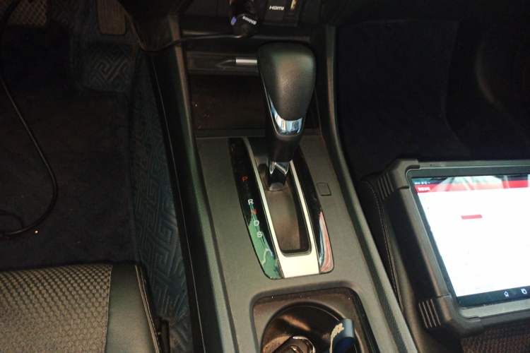 Used Honda Jade 2016 1.8L Automatic Comfort Elite Version 5 Seats
