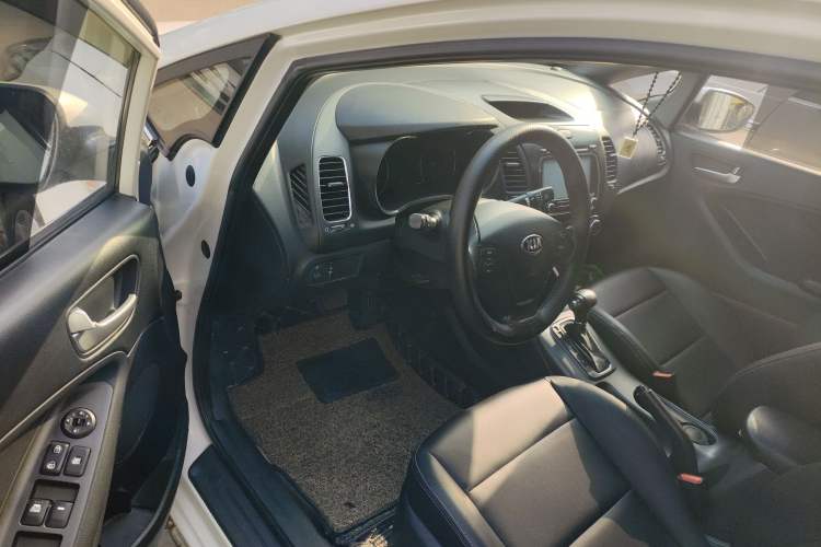 Used Kia K3 2015 1.6L Automatic GL