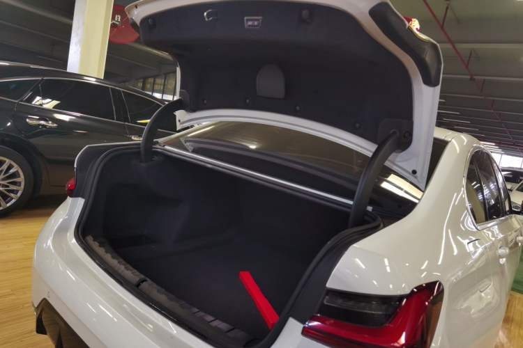 Used BMW 3 Series 2023 325Li M Sport Package
