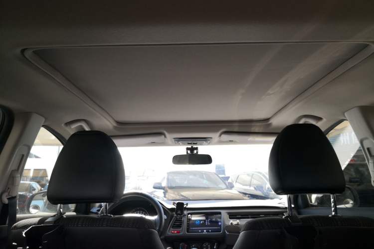 Used Honda Vezel 2017 1.8L CVT Front-Wheel Drive Pioneer Edition
