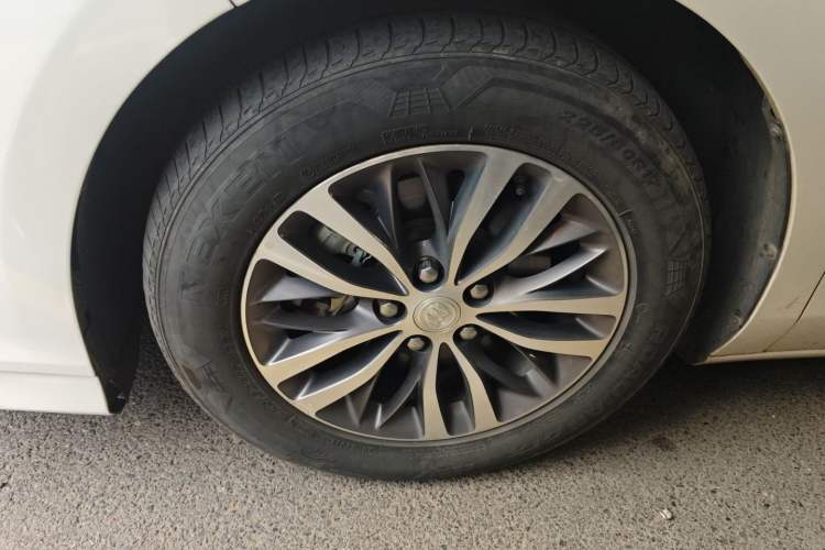 Used Buick GL8 2022 ES Landtrek 653T Comfort Edition
