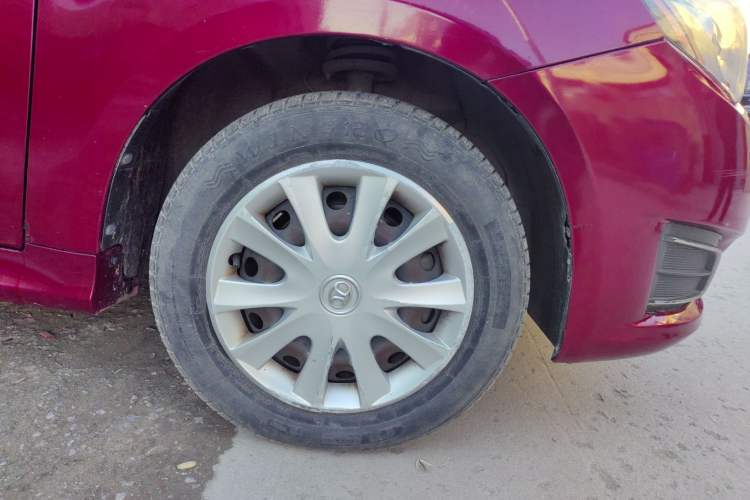 Used BAIC E Series 2012 Hatchback 1.3L Manual Liking Edition
